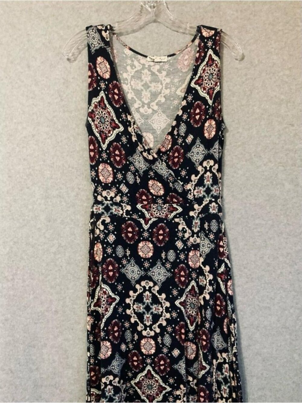 Sleeveless Navy Floral Medallion